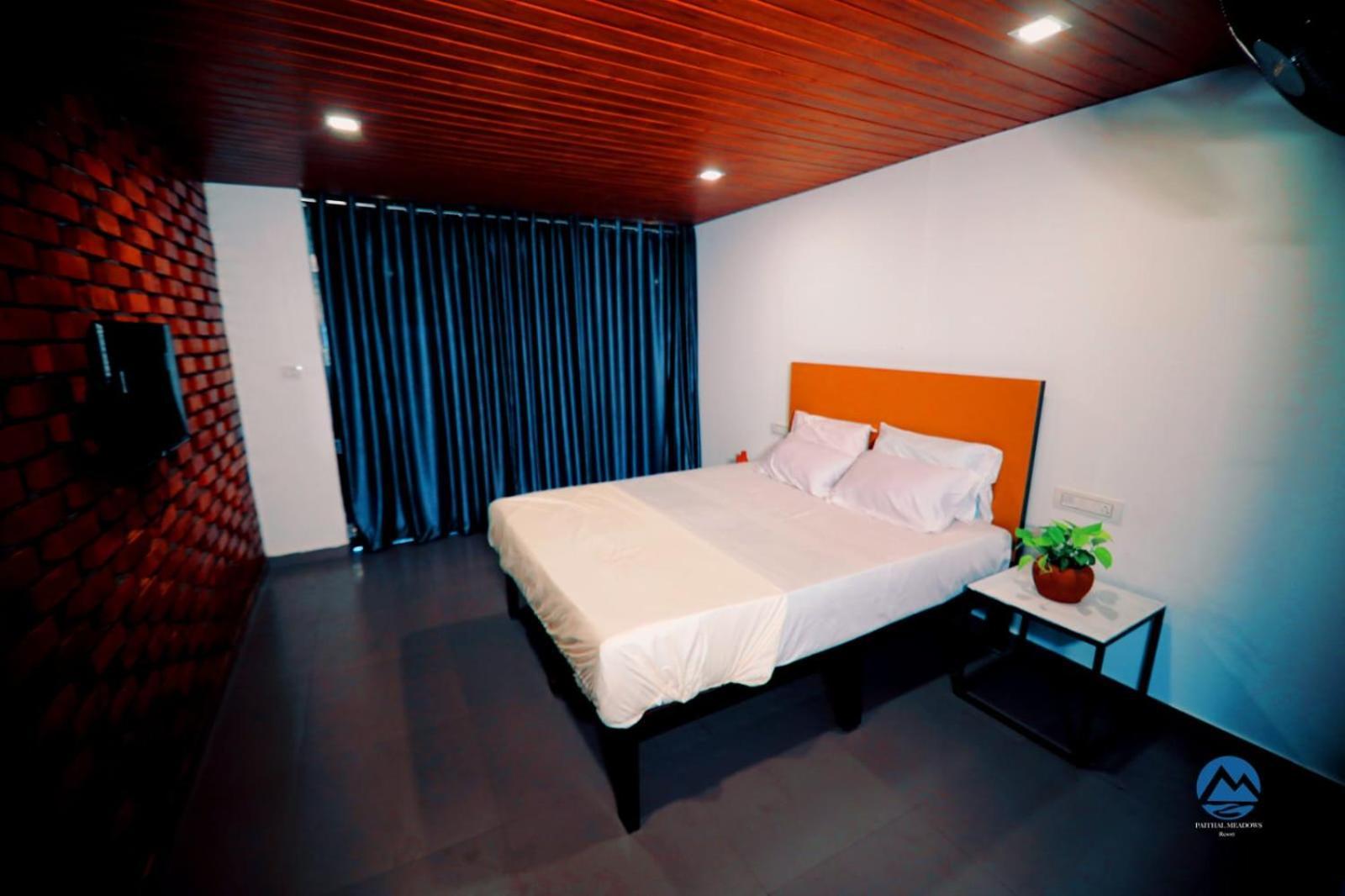 Paithal Meadows Hotel Paithalmala Exterior photo